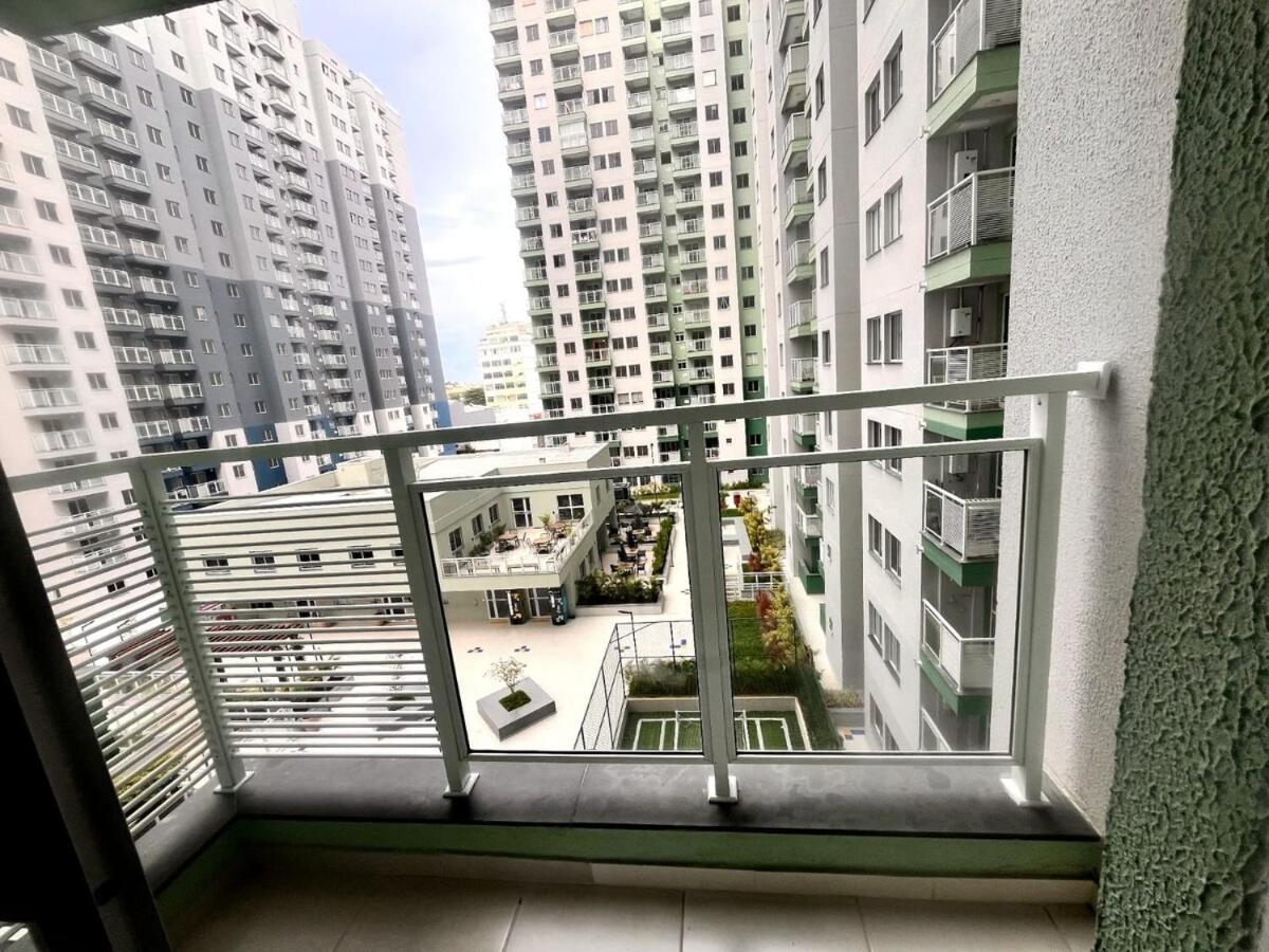 Apartamento de 2 quartos, com piscina e há 10 km de copacabana - B&B Río de Janeiro