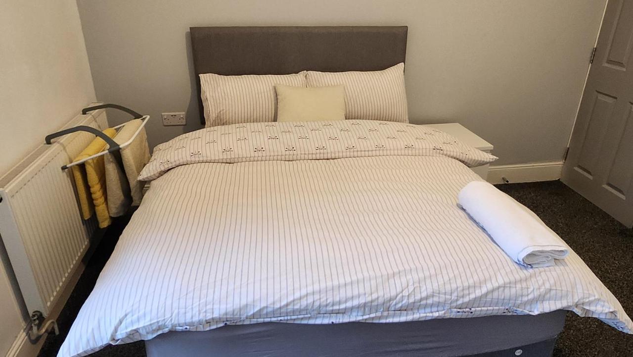 Double Room with Shared Bathroom