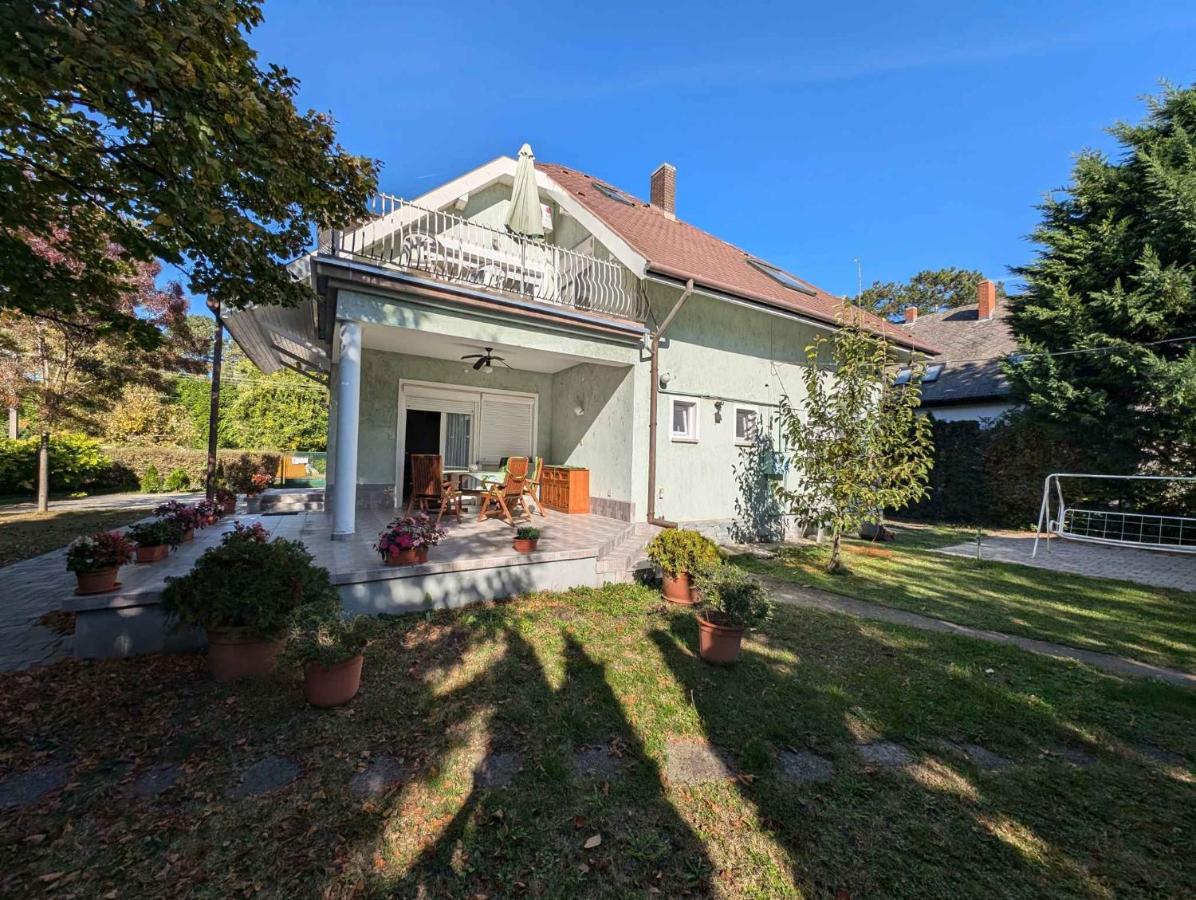 Apartments in Siofok - Balaton 53224 - B&B