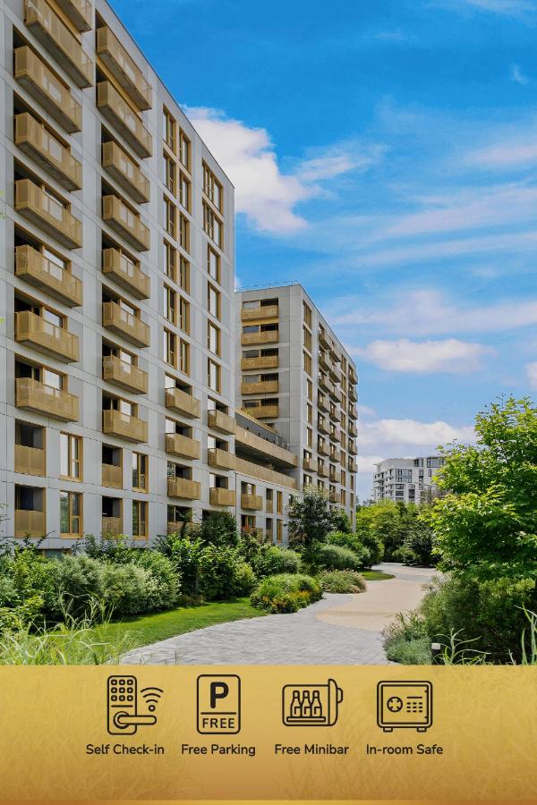 Mido Aviatie Park Apartments with Private Parking & Self Check-in - Chambres d’hôtes