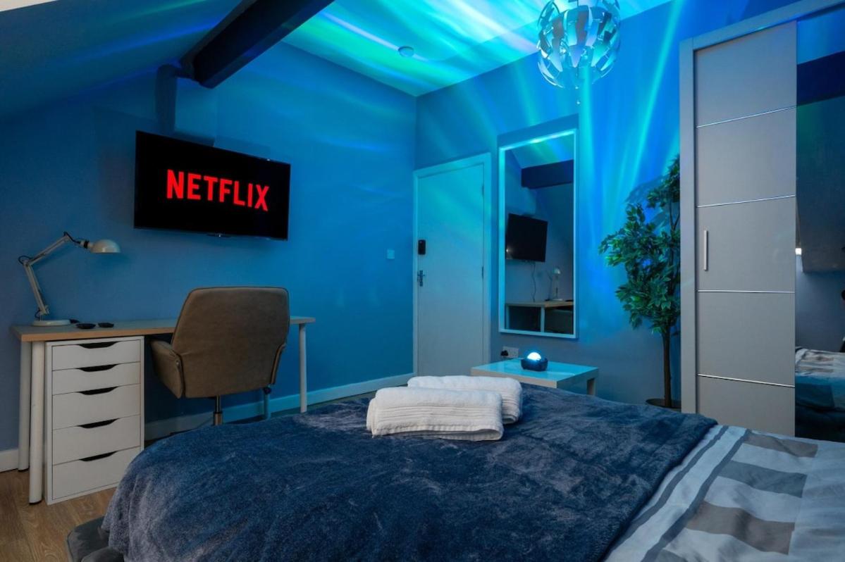 Tweepersoonskamer met Gedeelde Badkamer