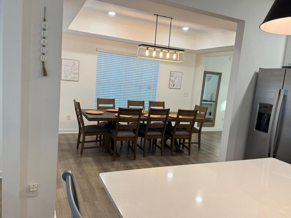 Sea La Vie - Large Family Friendly 4BR 10 Bed Pool and Bay Access - Chambres d'hôtes Orange Beach