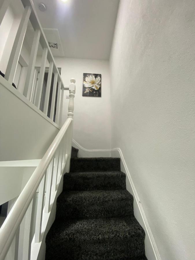 Cozy 4 bedroom house in the Heart of Liverpool - B&B