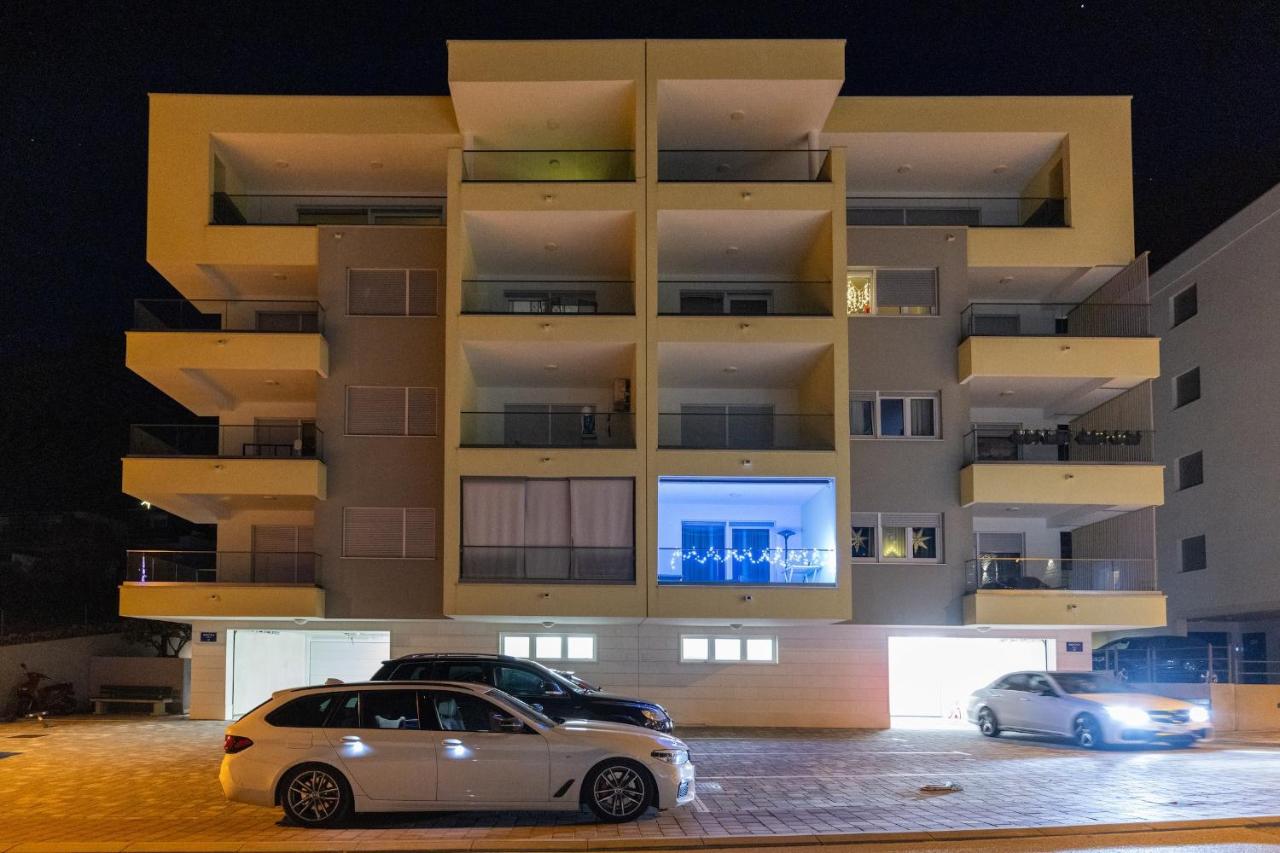Apartment Lille - Ferienwohnung Makarska