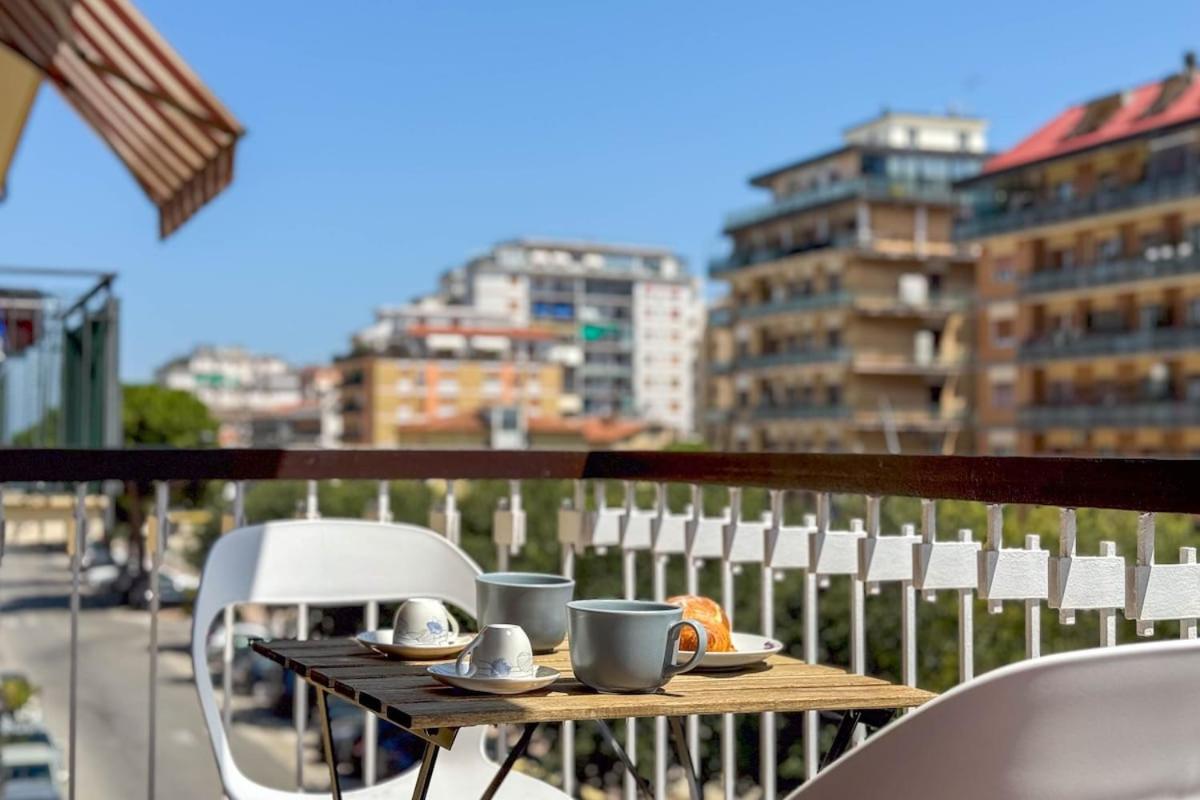 11 seats Wi-fi 3 bedrooms 2 bathrooms near the sea - Ferienwohnung