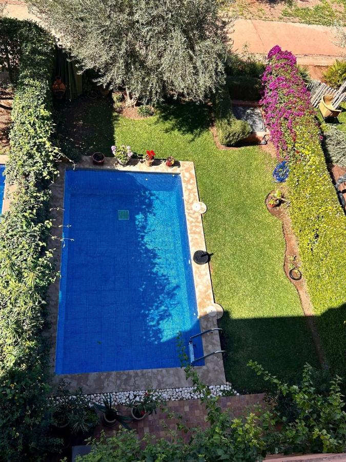 Villa avec piscine chauffée & privée, 3 chambres - Chambres d’hôtes Sraghna