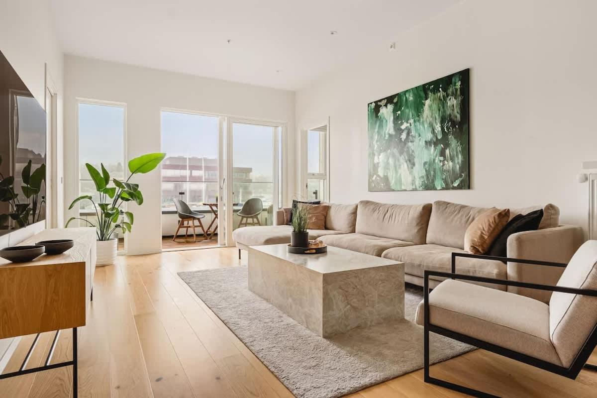 Dinbnb Apartments I Luxury with Views l Large Balcony - B&B