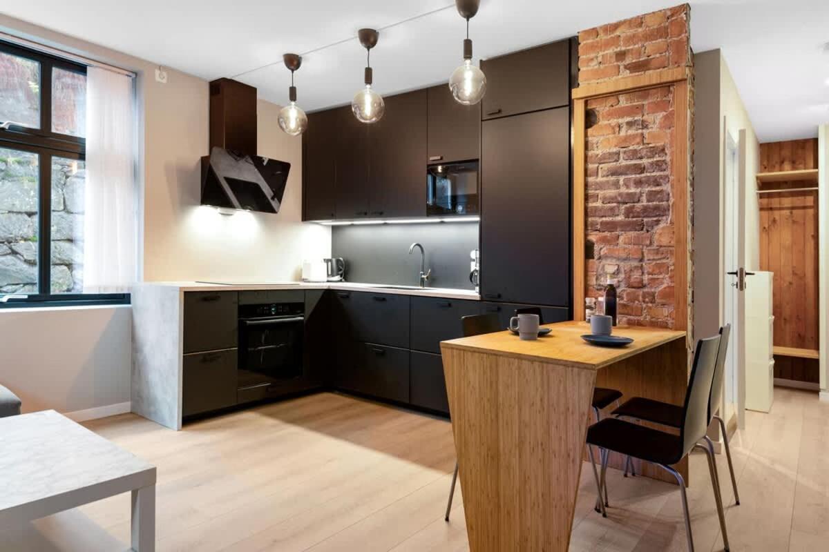 Dinbnb Apartments I New 2021 I Affordable Option - Chambres d’hôtes