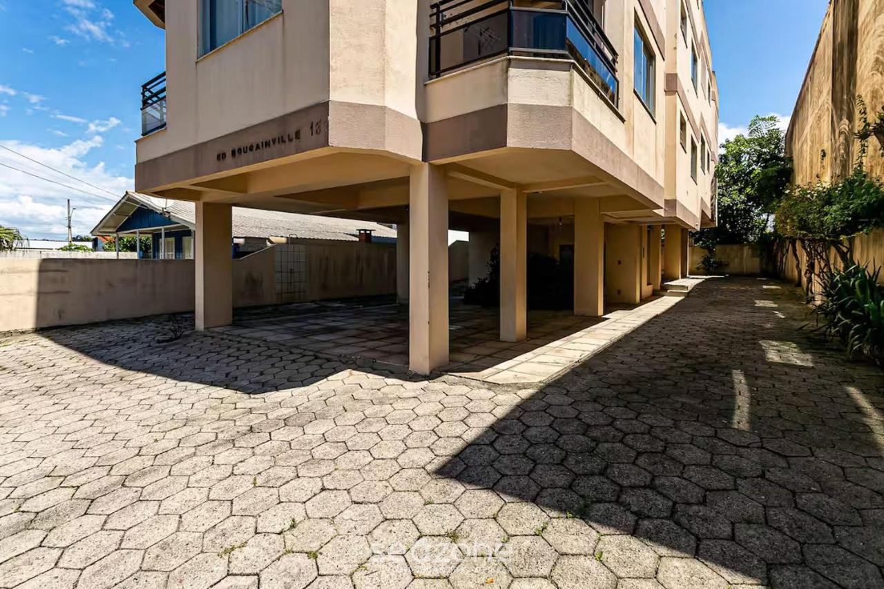 Apto com churrasqueira a 750m da praia BOU201 - B&B