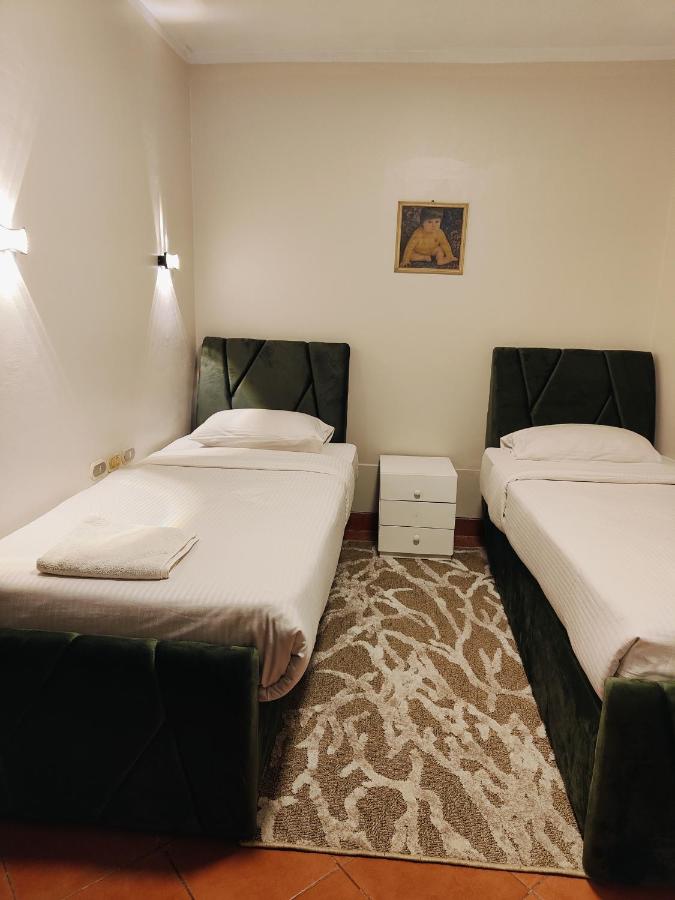 Porto Elsokhna Pyramids - B&B Al ‘Ayn as Sukhnah