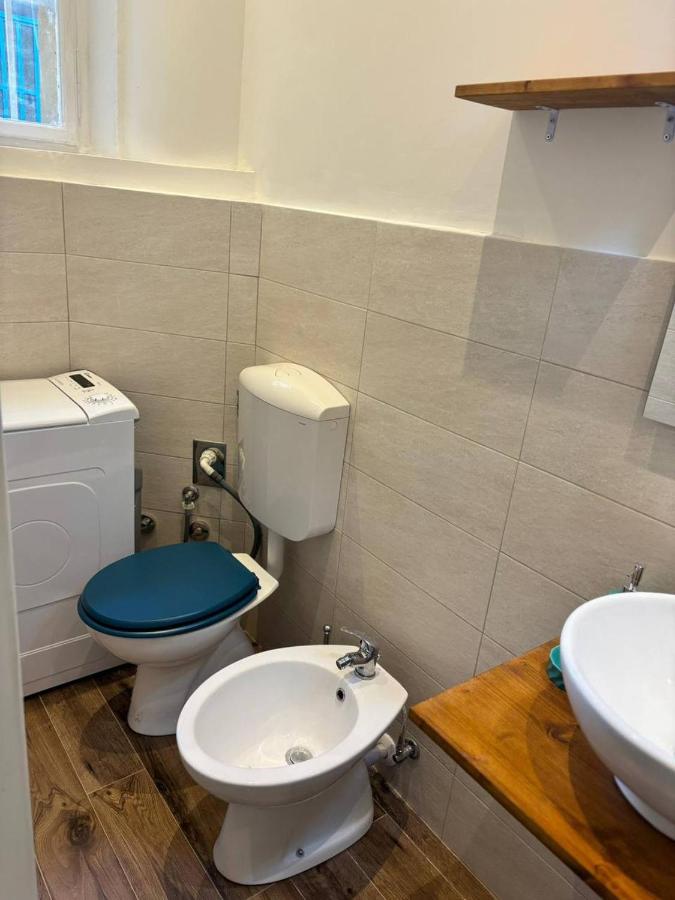 Appartamento Revoltella16 - Bed and Breakfast