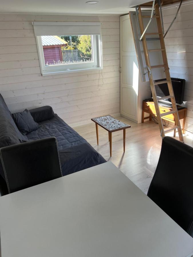 ATTEFALLSHUS on HÖNÖ, 4 beds - Bed and Breakfast
