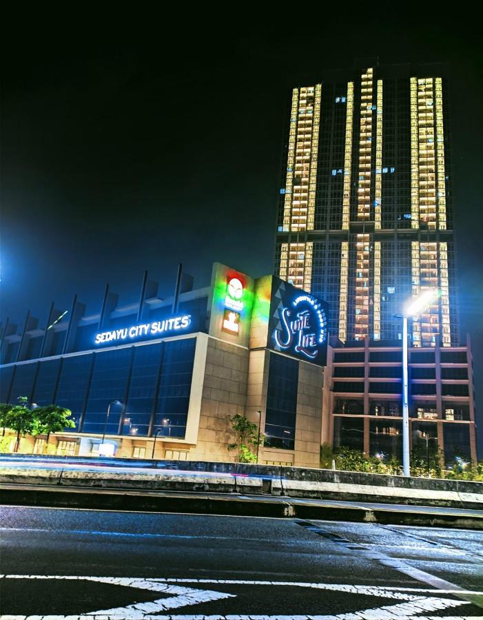 Comfort 1 BR 42m in Sedayu City Suites, at Kelapa Gading Jakarta - Ferienwohnung