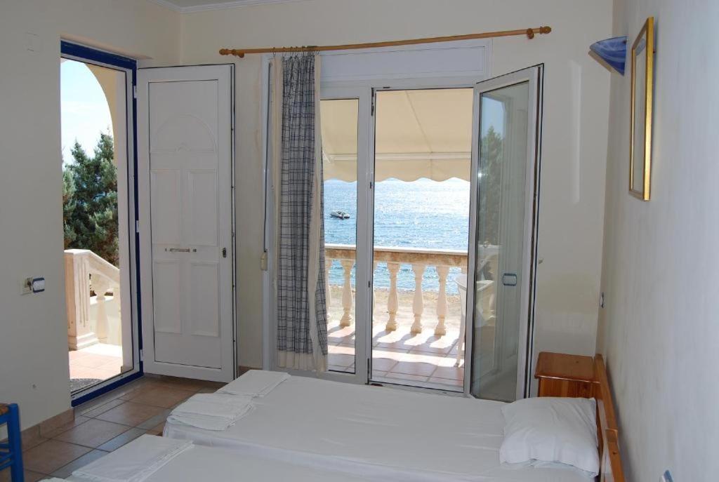 Studio with Sea View