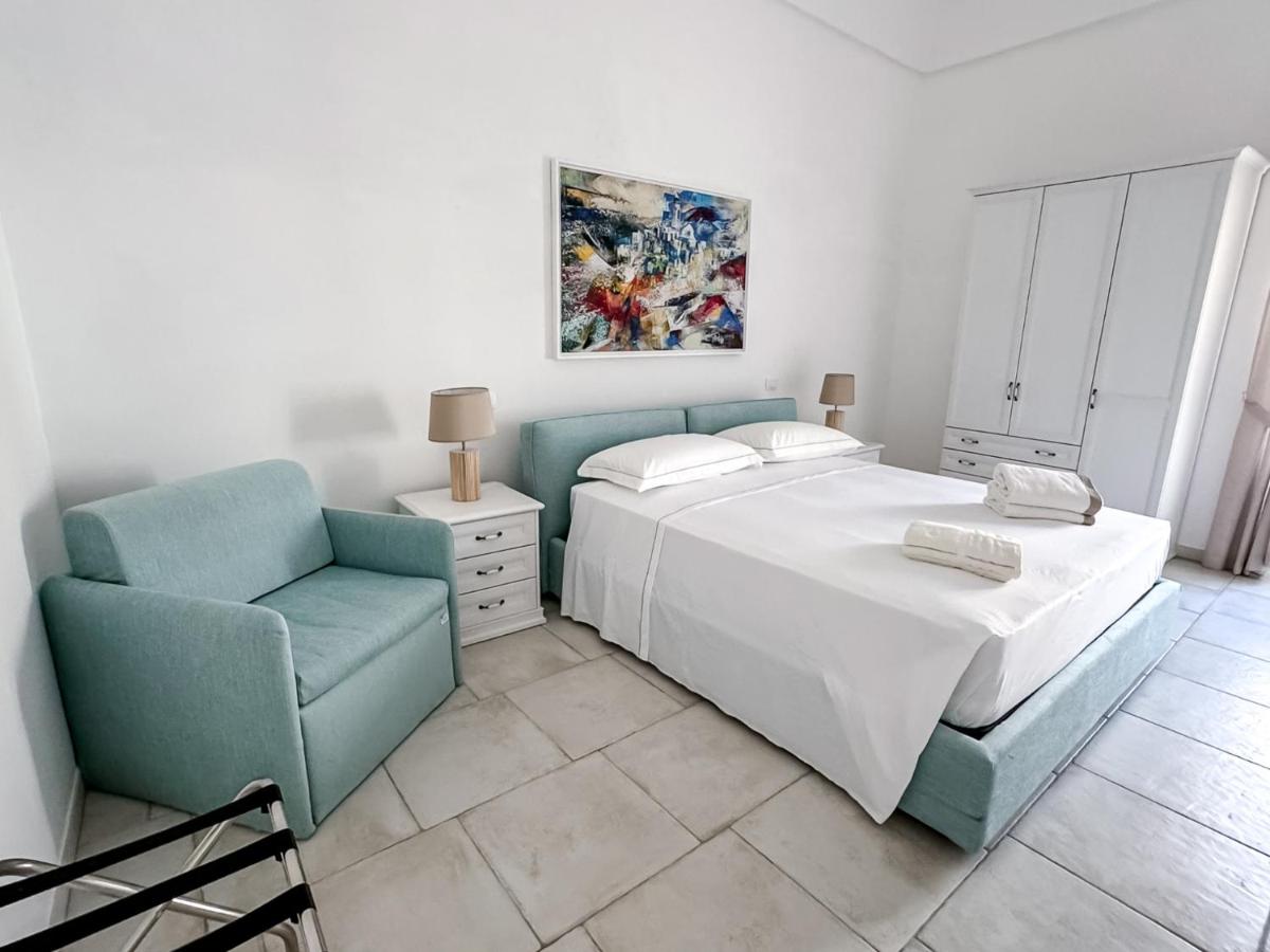 Camera Matrimoniale Deluxe con 1 Letto Supplementare