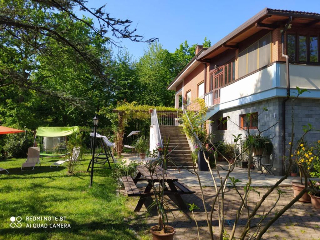 Appartamento con 2 Camere da Letto e Terrazza
