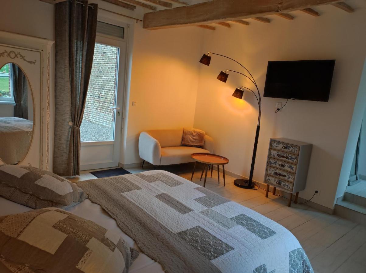 Queen Room with Garden View