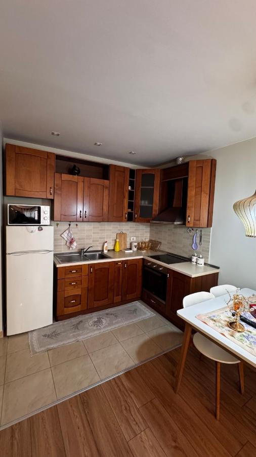 Modern apartments - Bed and Breakfast Tirana
