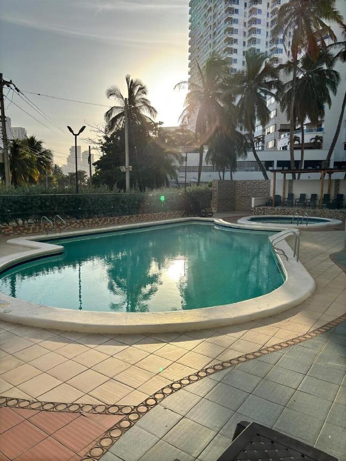 Encantador Apartamento El Laguito Bocagrande - Chambres d’hôtes