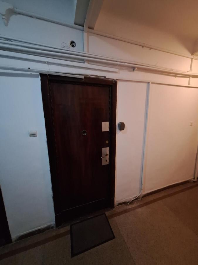 Black&White - B&B Bucharest