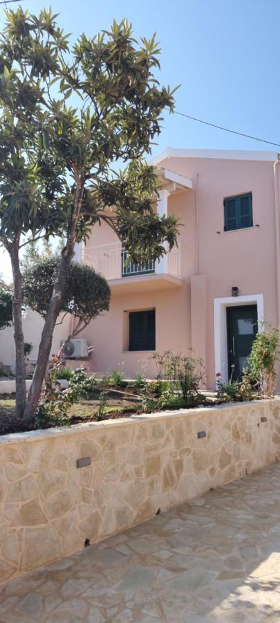 Acharavi Serenity Cozy Home - B&B