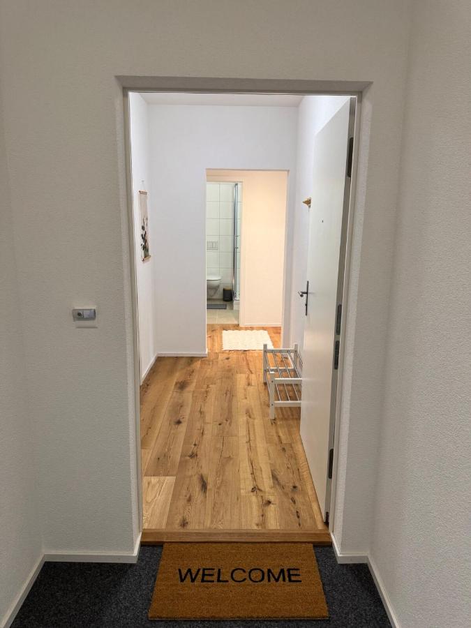 Gemütliche und geräumige 2,5 Zimmer Wohnung mit kostenlosem Parkplatz - B&B St. Gallen
