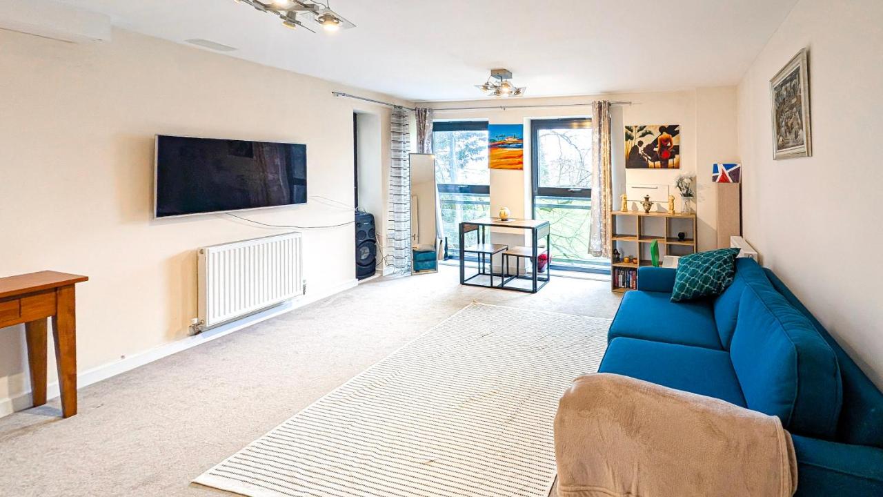 Modern - 1 Bed Flat in Bracknell - near airport - Ferienwohnung Bracknell
