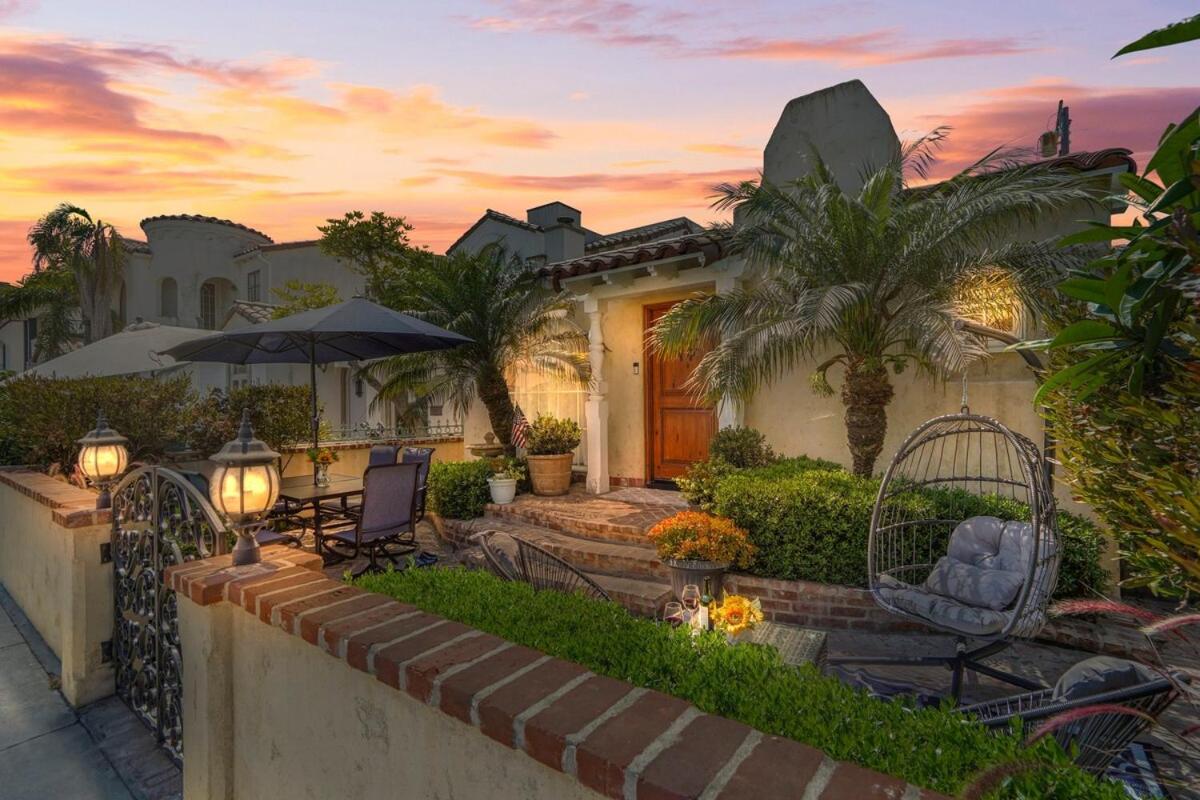Belmont Shore Escape - Arcades - FirePit - Beach - Parking - B&B Long Beach