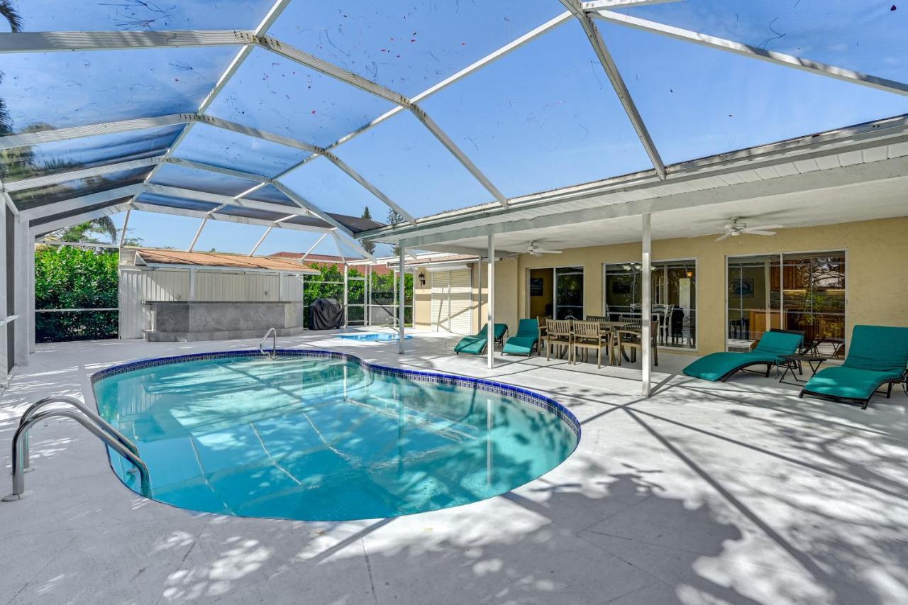 Hot Tub and Heated Pool Bonita Springs Getaway! - B&B Bonita Springs