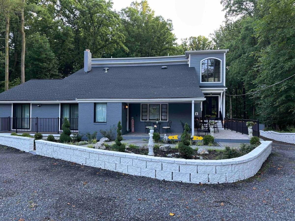 Gateway To Bethesda Getaway - B&B