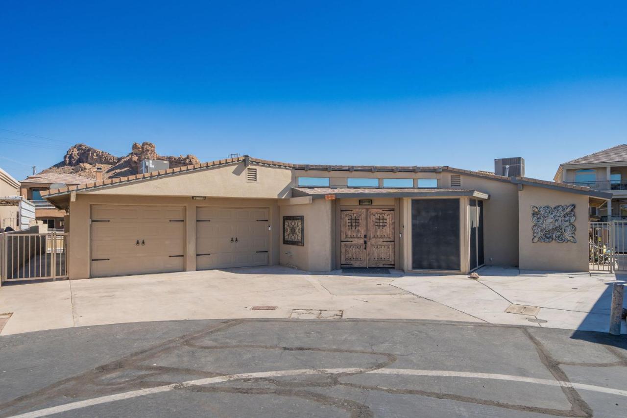 Dock Holiday, Outdoor Living! - B&B Parker