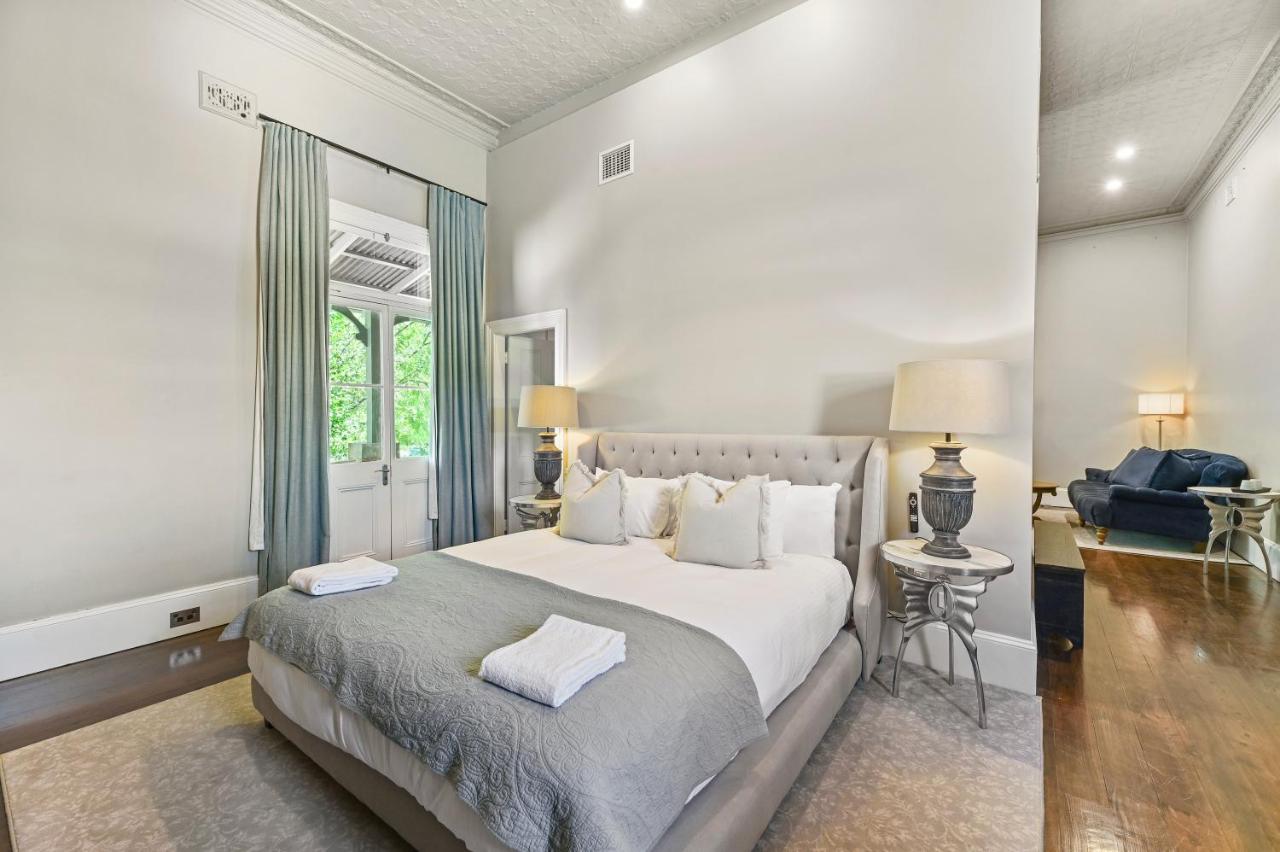 Houston Suite 
