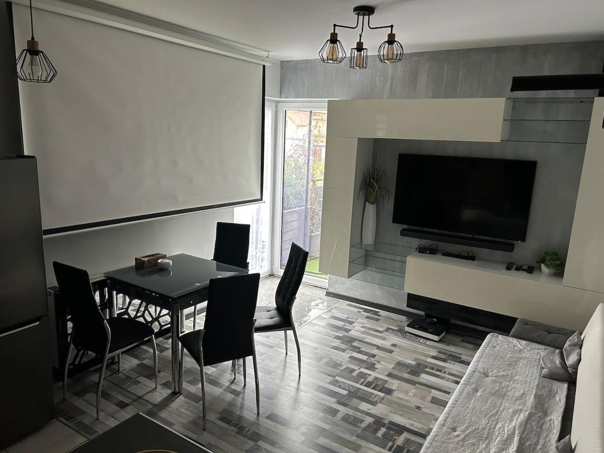 Double bed studio with large terrace