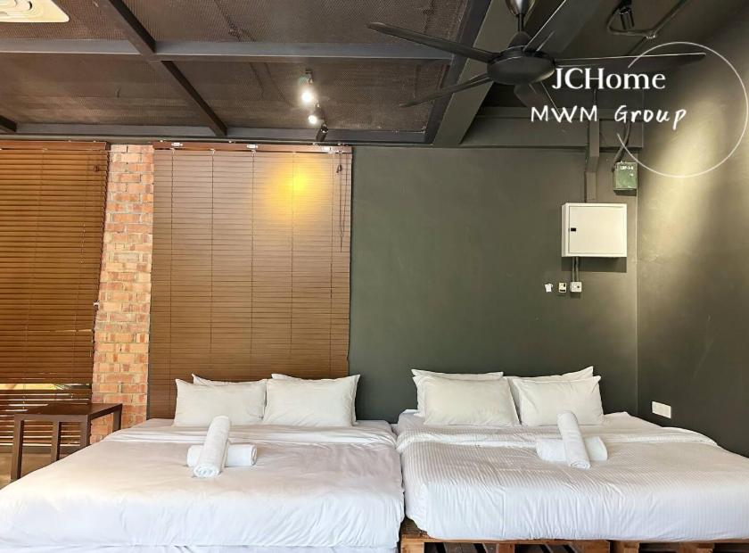 Tebrau Harmonium - B&B Johor Bahru