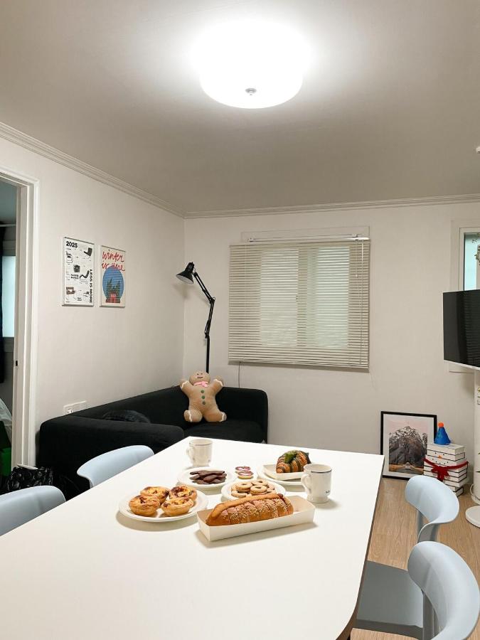 Studio B #BusanStation #KTX #Subway #3rooms #8people - B&B