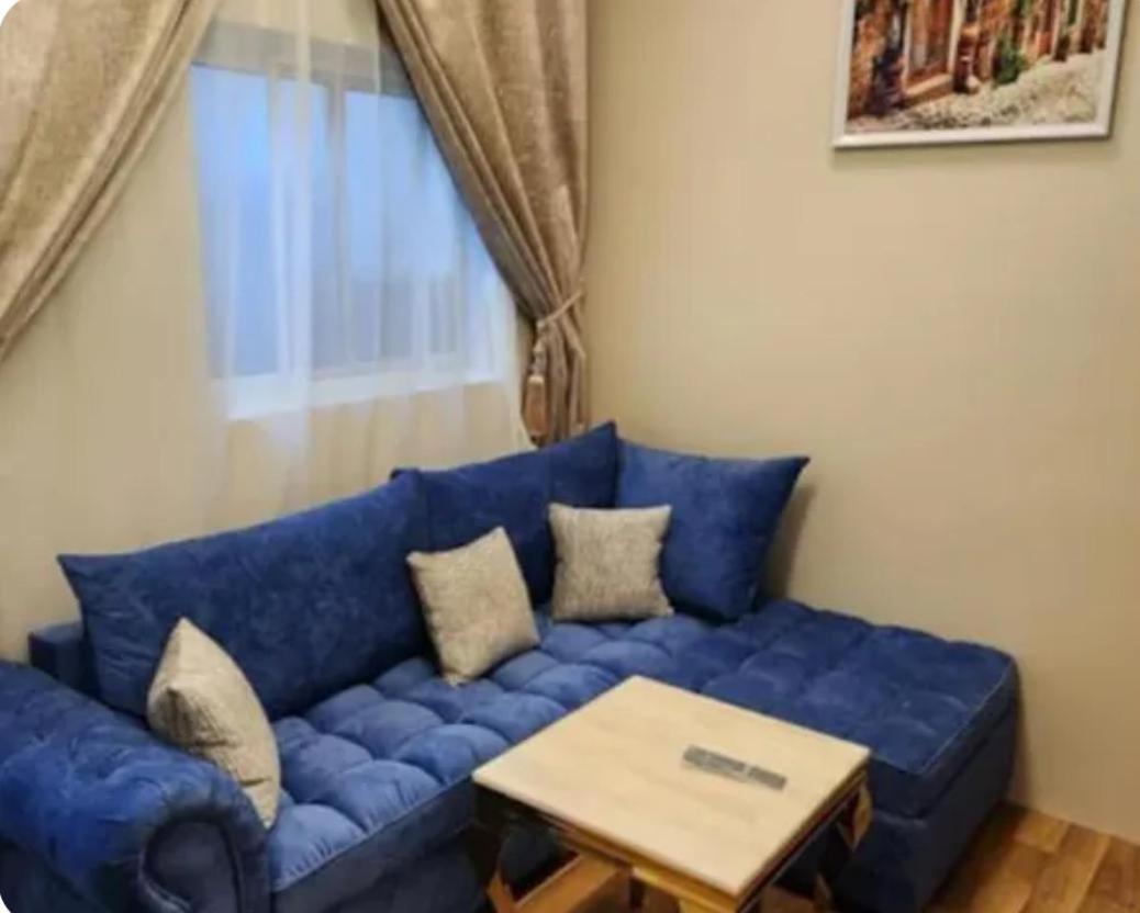 شقة أنيقة بصالة وغرفتي نوم 108 - B&B Riad