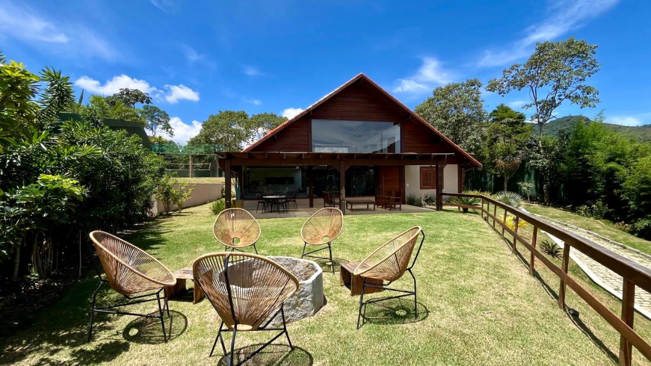 Casa 04 Monte Boa Vista - Conforto com Piscina Privativa, Sauna e Lareira - B&B