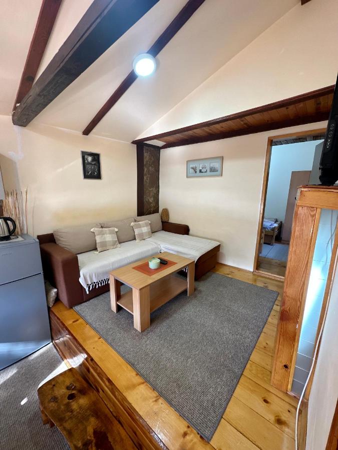 Micic Apartment 3 Divcibare - B&B