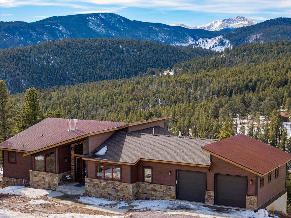 Ridge View Retreat - Panoramic Views and Hot Tub - B&B