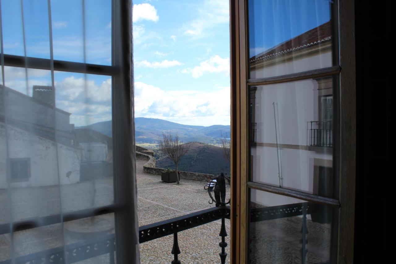 Twin Room with Mountain View