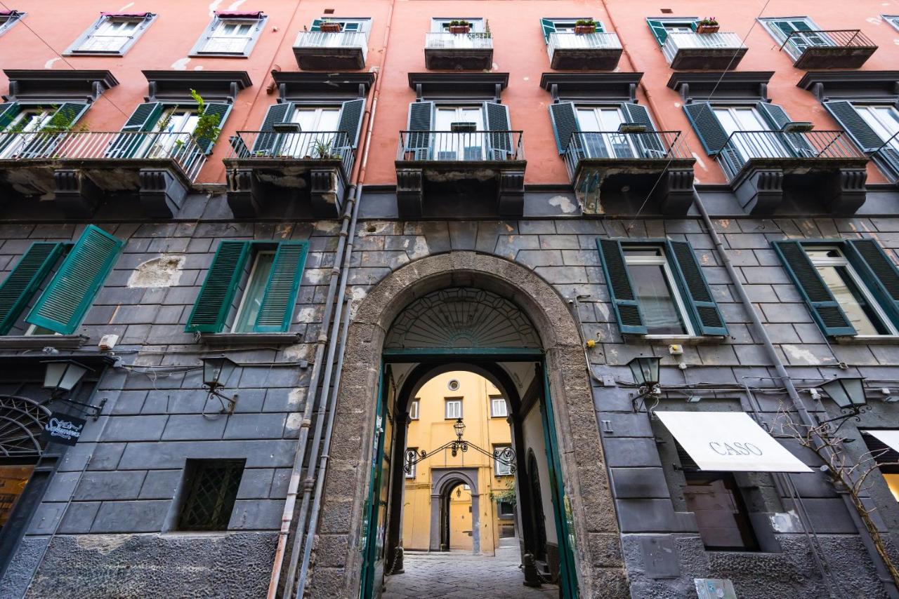 Bisignano 11 - B&B Napoli