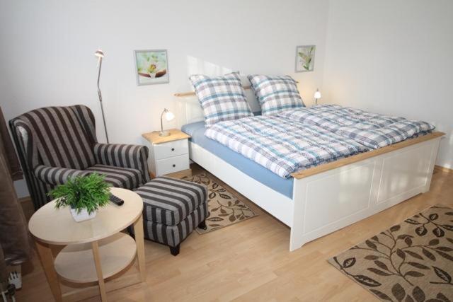 "Haus Am Schlart 1" - Ferienwohnung Bad Zwischenahn