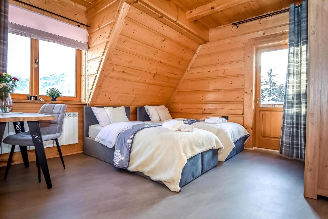 Habitación Doble con vistas a la montaña
