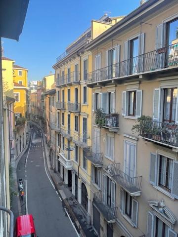 Two-room apartment San Babila Milan - B&B Milán