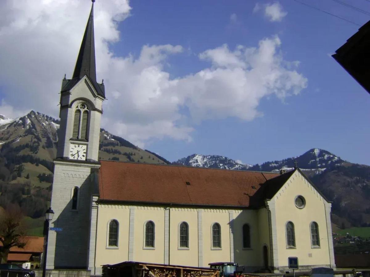 Cozy Apartment in Haut-Intyamon with Garden 75 m² - B&B