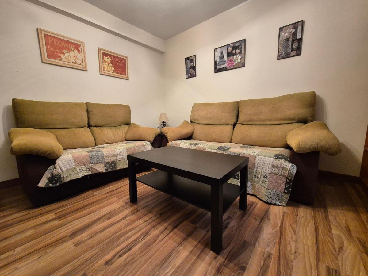 25A06 Centrico Playa 4hab Luanco - B&B
