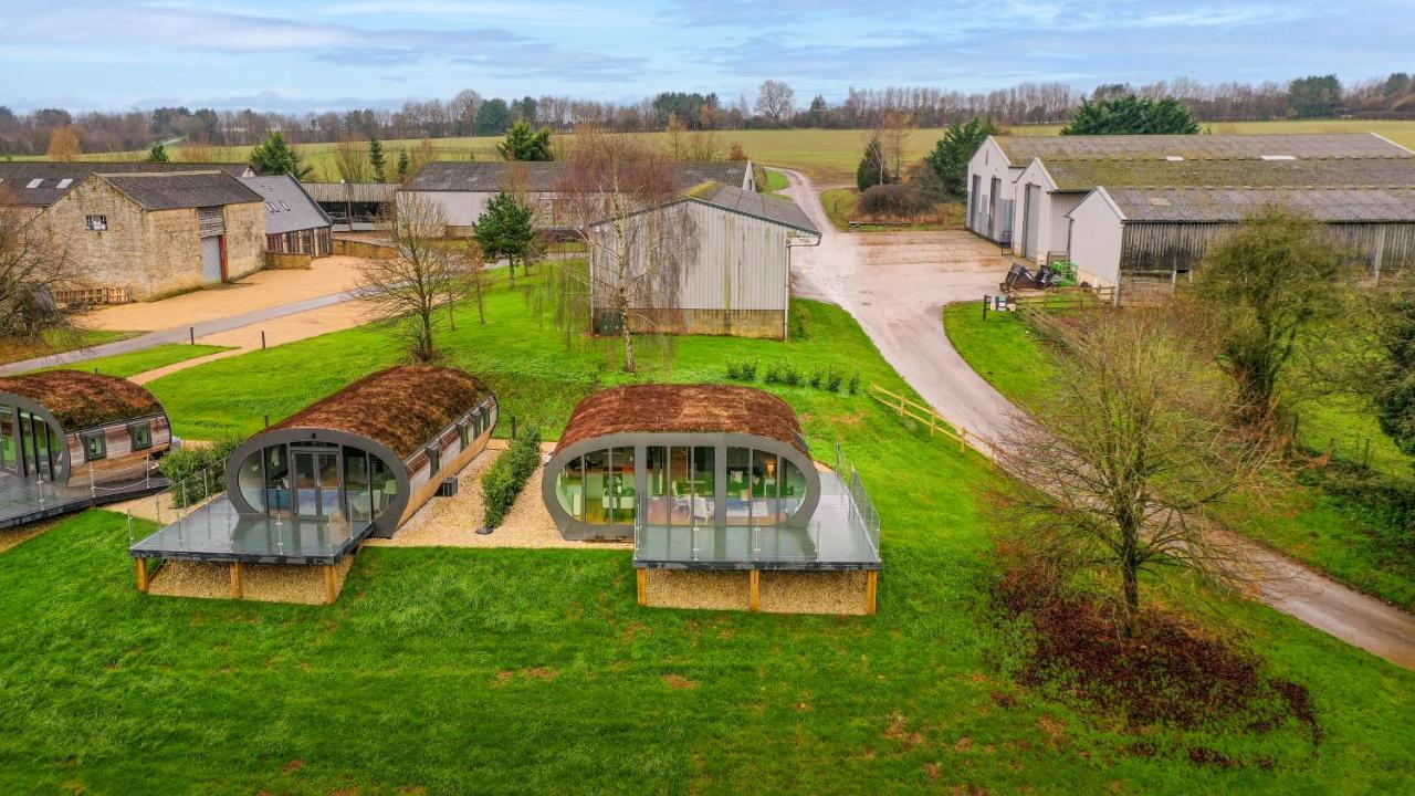 Sustainable 2 Bedroom Pod on Old Chalford Farm! - B&B
