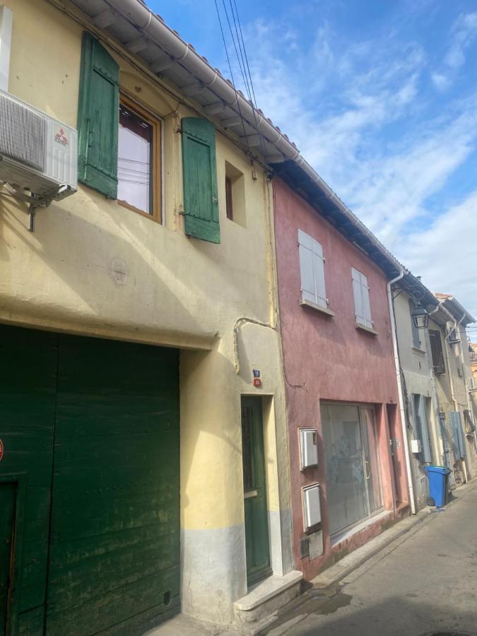 En Camargue, Gîte climatisé proche lac et Mer - B&B Vauvert