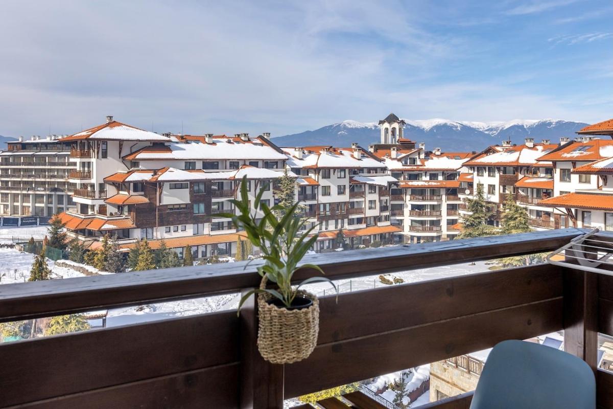 Modern 1 Bedroom by the Gondola - B&B