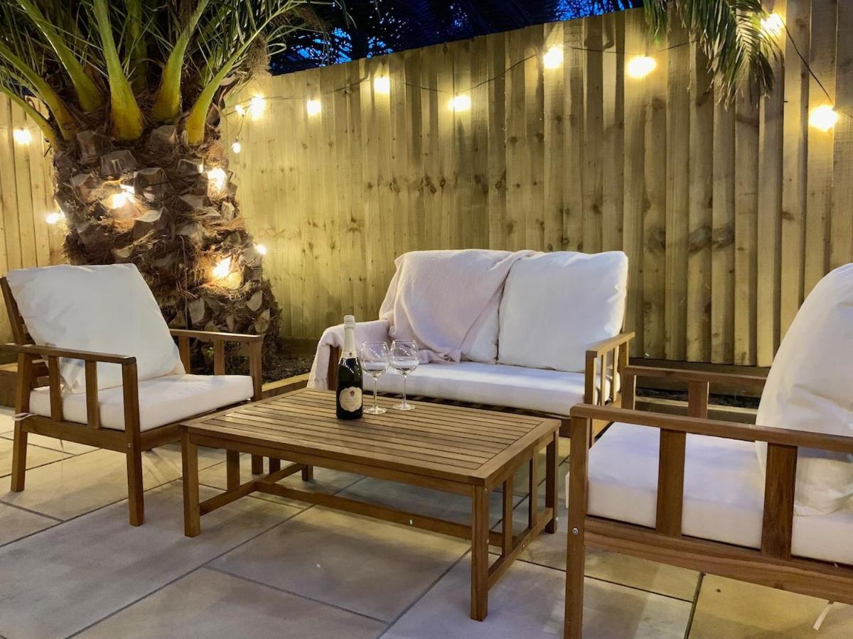 The Palms at No10 - Spacious and Family Friendly - B&B Rodwell